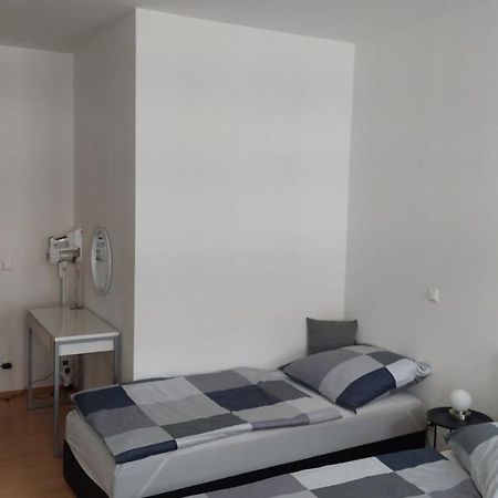 Neu! Ferienwohnung In Erfurt Exterior foto